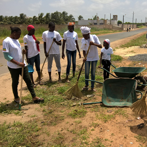 Senegal clean up project for Blue Skies Foundation
